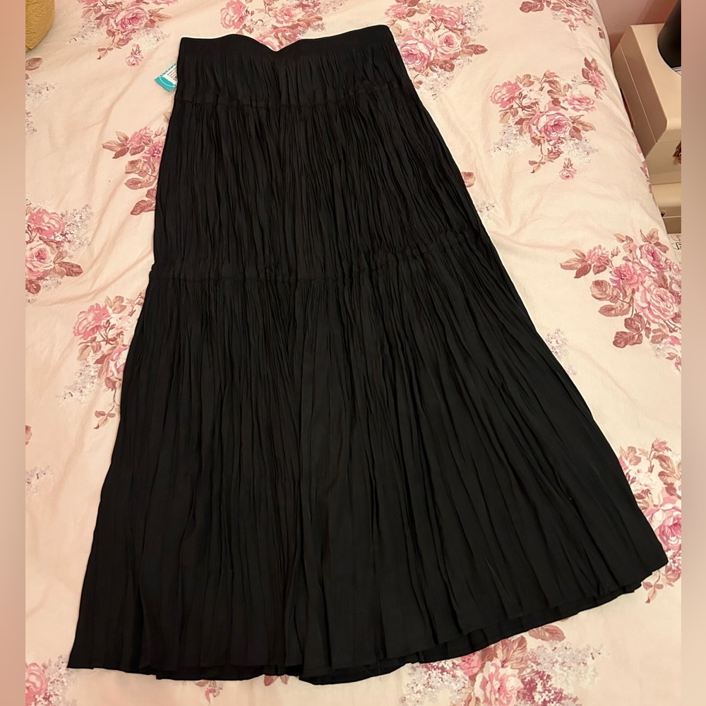 NWT NEW Modern Citizen Black Galena Tiered Ruched Midi Skirt Midi Medium - Picture 8 of 9